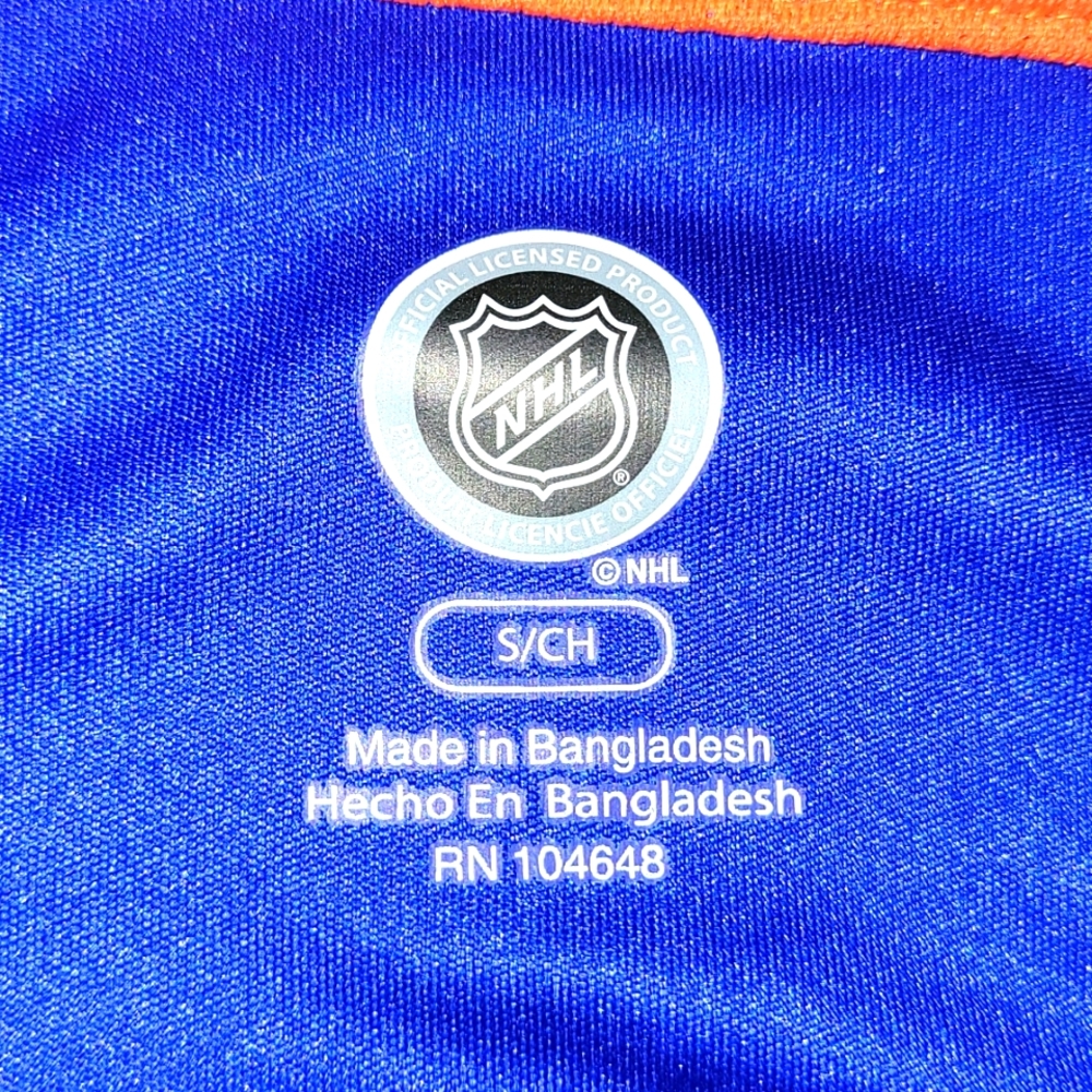 New York Islanders Jersey - Picture 2 of 3